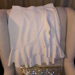 White peplum w ruffle skirt H&M NWT